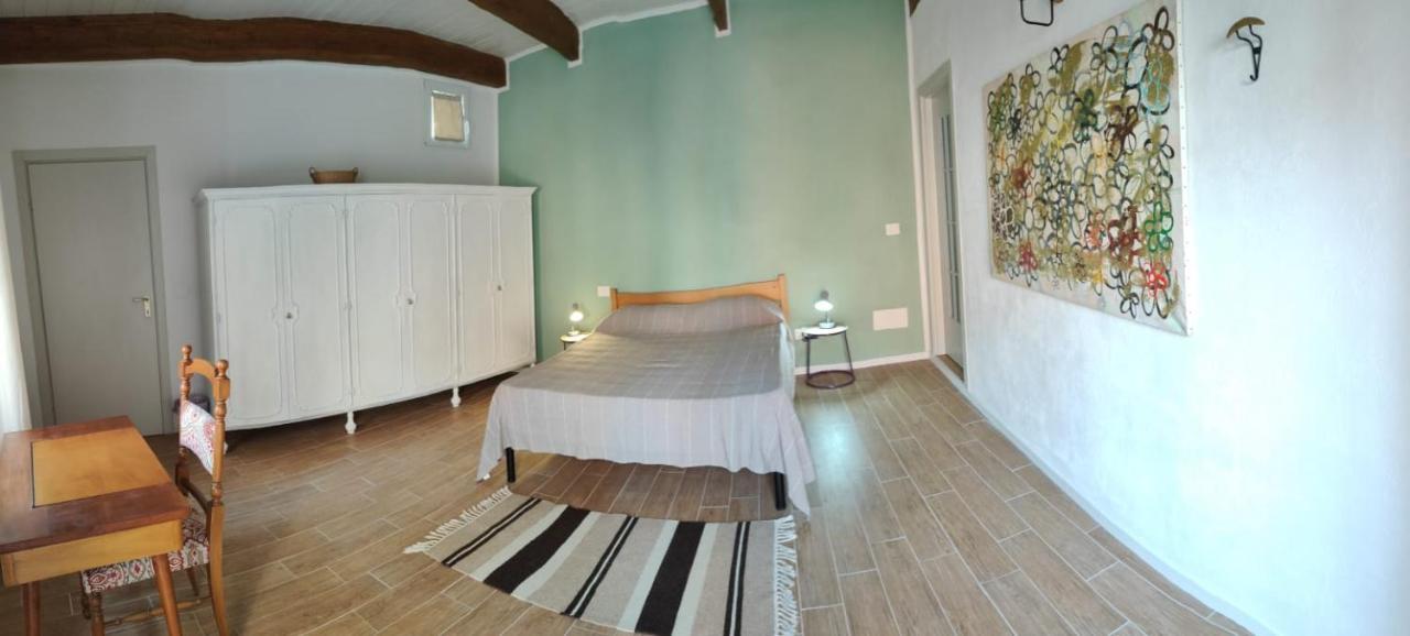 Magalocanda Stanze Sotto Al Castello Montemagno  エクステリア 写真